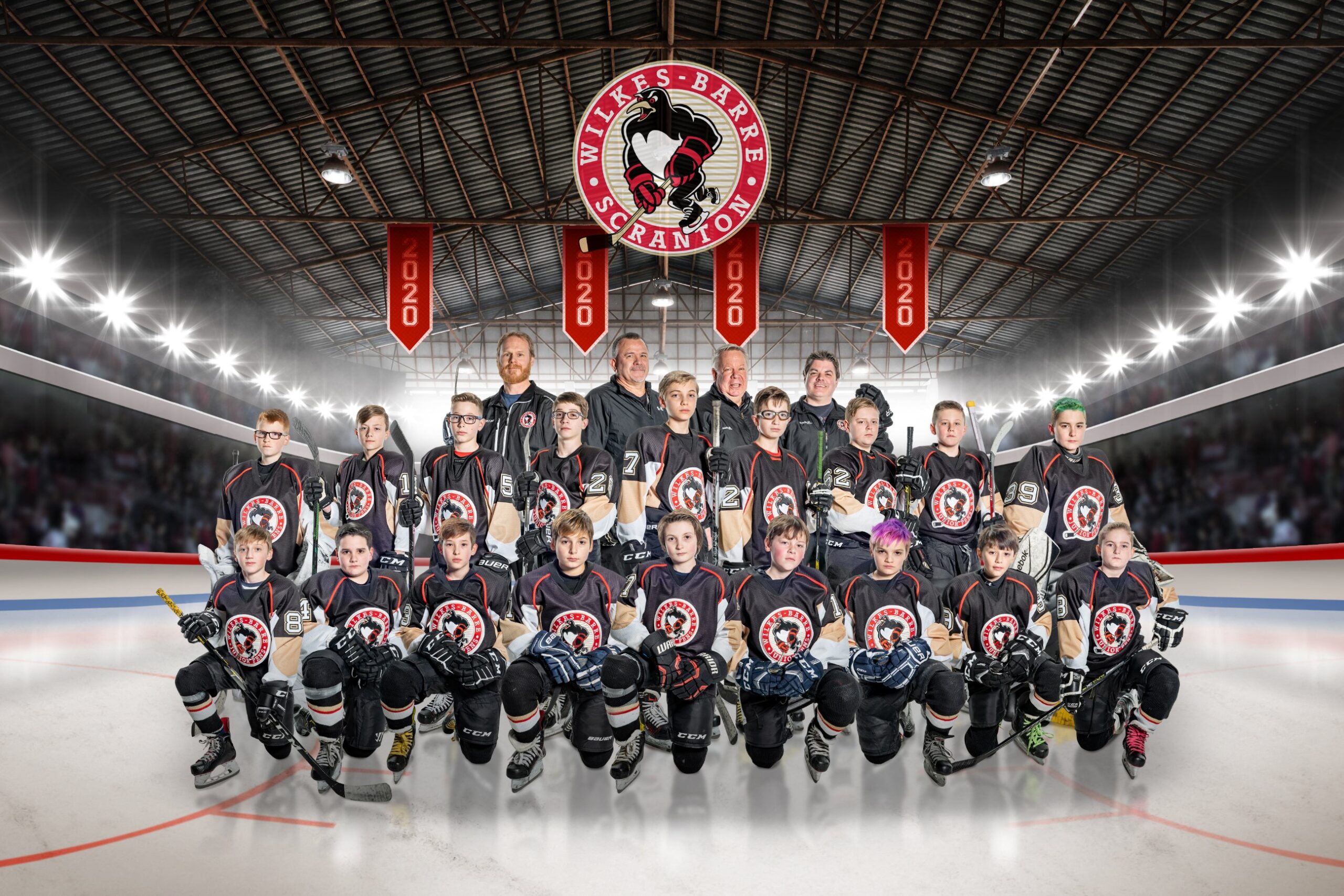 Hockey team group photo on ice
